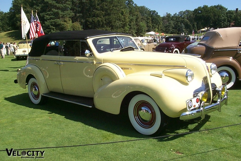 1939 Buick Roadmaster 80C Sport Phaeton 1999 Meadow Brook Concours