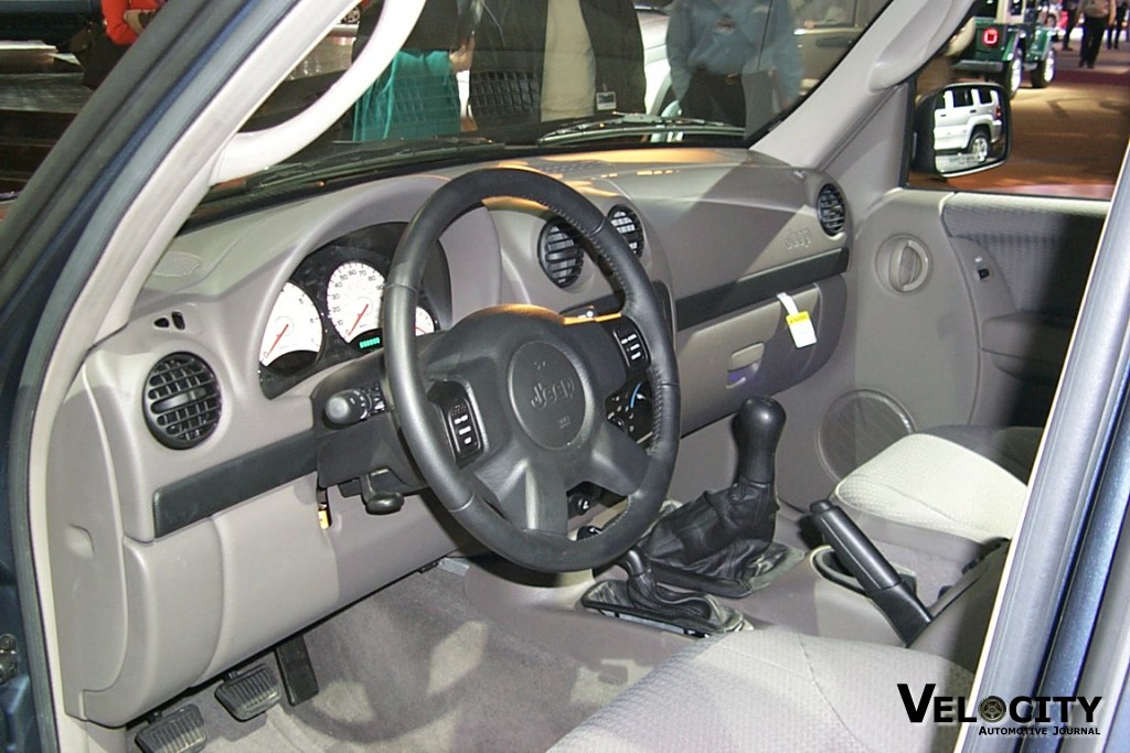 2004 Jeep Liberty Pictures