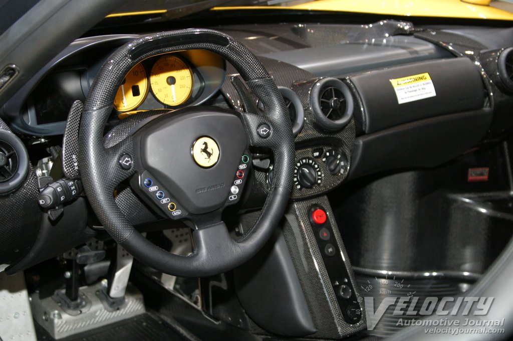 Enzo Interior