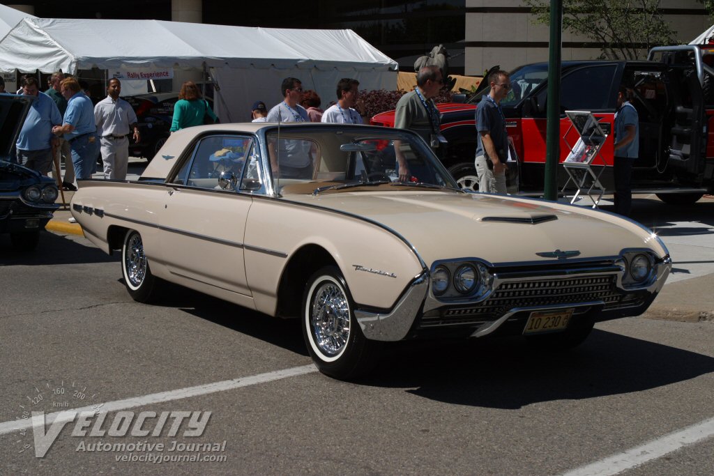 1962 Ford Thunderbird