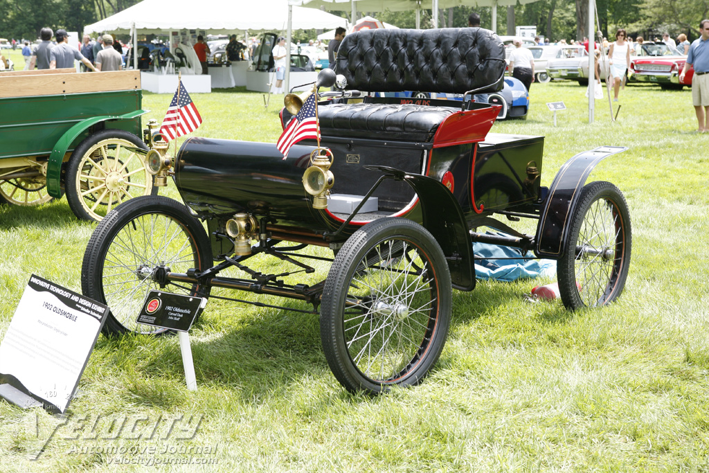 1902 Oldsmobile Curved Dash