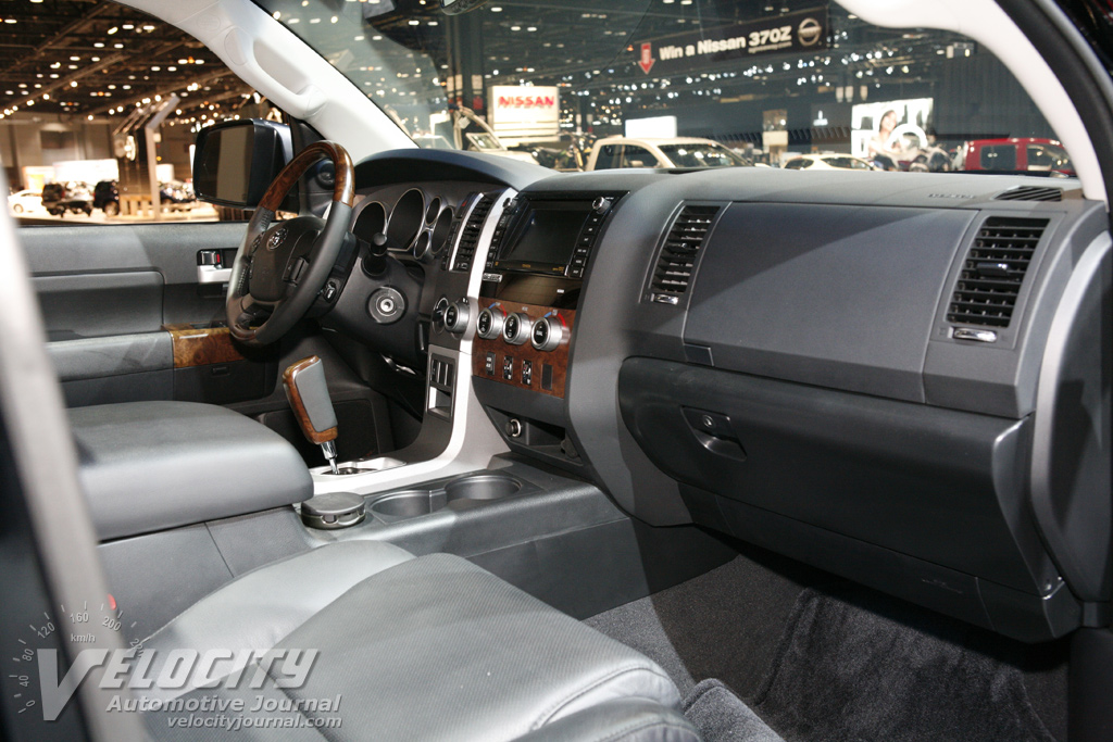 2012 Toyota Tundra Crewmax Pictures