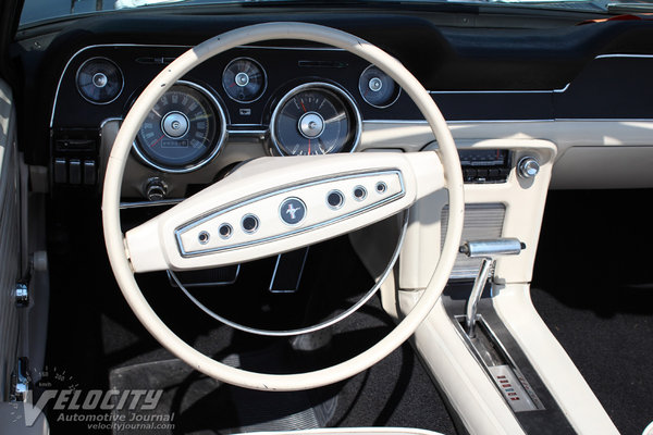 1968 Ford Mustang convertible Interior