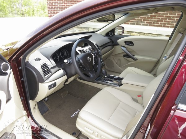 2013 Acura RDX Interior