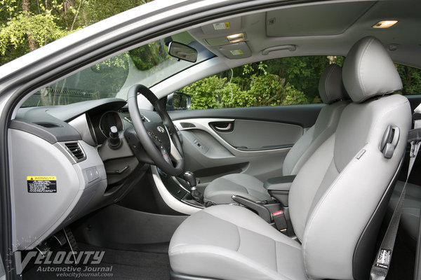 2013 Hyundai Elantra coupe Interior