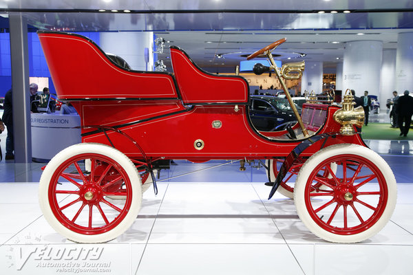 1903 Ford Model A runabout