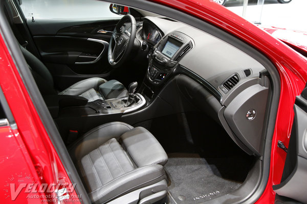2014 Opel Insignia sedan Interior