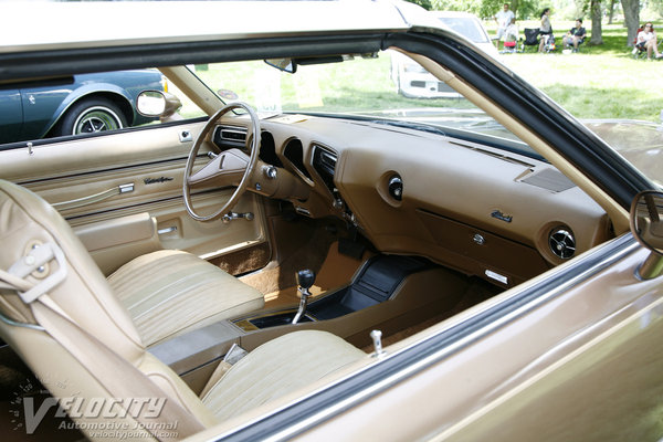 1976 Oldsmobile Cutlass Interior