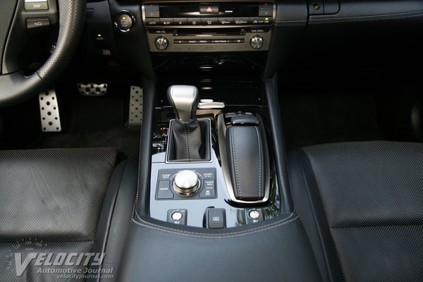 2014 Lexus LS 460 F Sport Instrumentation