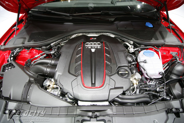 2015 Audi RS 7 Engine