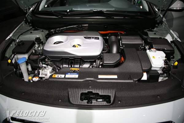2016 Hyundai Sonata Hybrid Engine