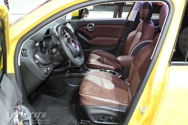 2016 Fiat 500 X Interior