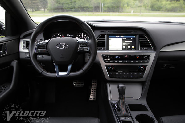 2015 Hyundai Sonata Sport Instrumentation