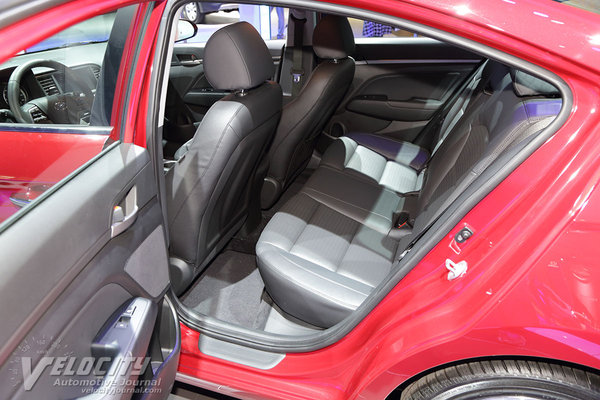 2017 Hyundai Elantra sedan Interior