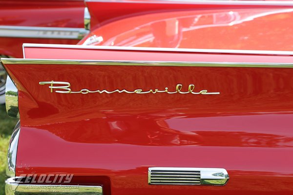 1959 Pontiac Bonneville convertible