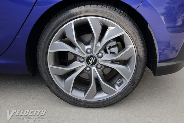 2019 Hyundai Elantra GT N-Line Wheel