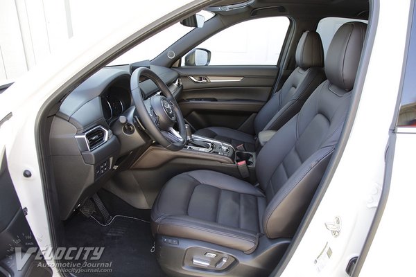 2021 Mazda CX-5 Signature AWD Interior