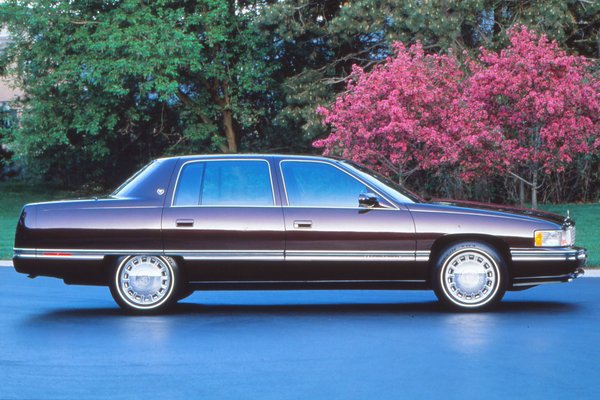 1996 Cadillac DeVille sedan