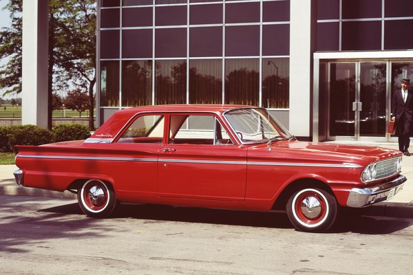 1963 Ford Fairlane 2d sedan