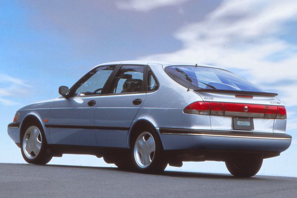 1996 Saab 900 5d