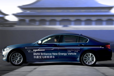 2011 BMW Plug-in hybrid sedan