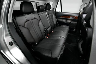 2011 Lincoln MKX Interior