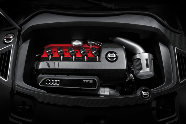 2012 Audi RS Q3 Engine