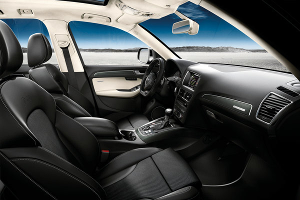 2013 Audi S Q5 TDI Audi Exclusive edition Interior