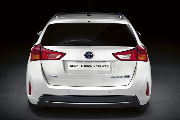 2013 Toyota Auris Hybrid Touring Sports