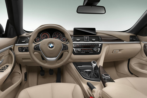 2014 BMW 4-Series Convertible Interior