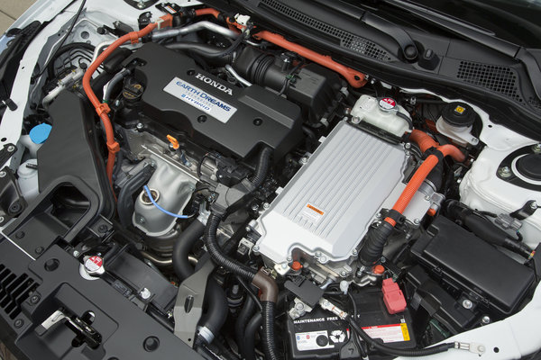 2014 Honda Accord PHEV Engine