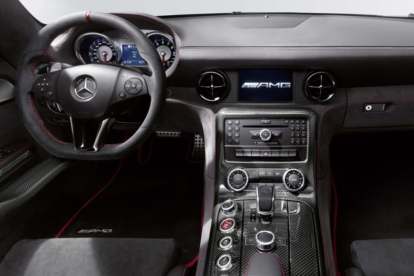 2014 Mercedes-Benz SLS AMG Black Series Instrumentation
