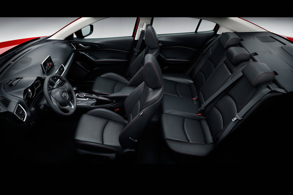 2014 Mazda Mazda3 sedan Interior