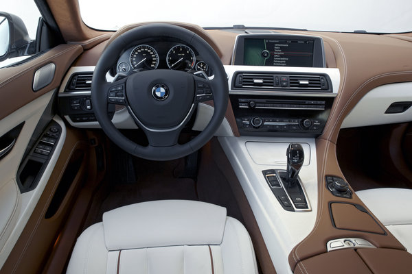 2013 BMW 6-Series Gran Coupe Instrumentation
