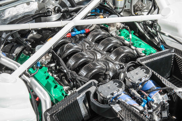 2014 Bentley Continental GT3 Engine