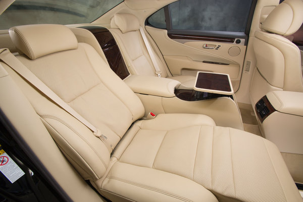 2013 Lexus LS 460 L Interior