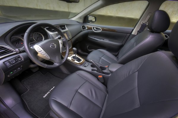 2013 Nissan Sentra Interior