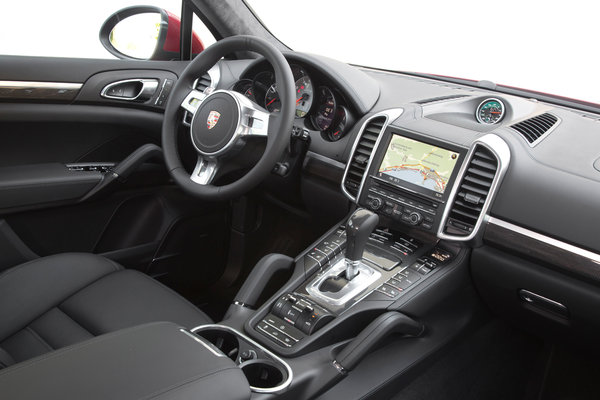 2013 Porsche Cayenne GTS Interior