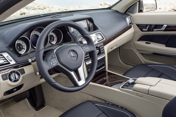 2014 Mercedes-Benz E-Class Cabriolet Instrumentation