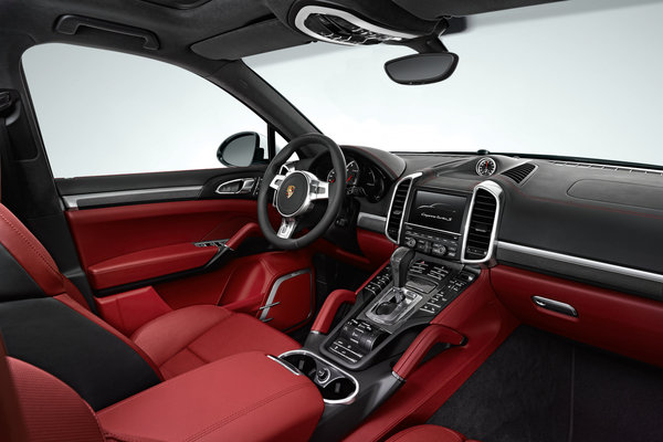 2014 Porsche Cayenne Turbo S Interior