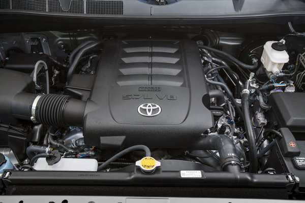 2014 Toyota Tundra Crew Cab Limited Engine
