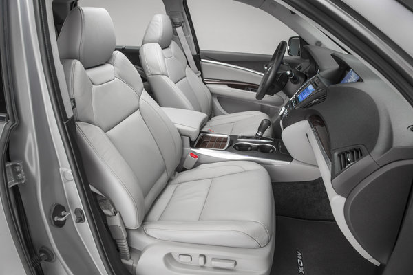 2014 Acura MDX Interior