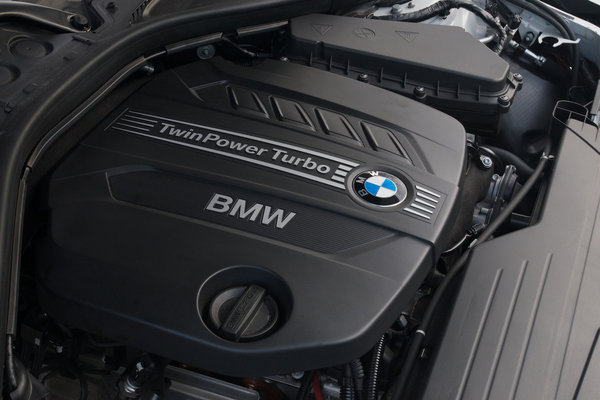 2014 BMW 3-Series Sedan 328d Engine