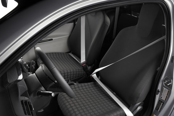 2014 Scion 10 Series iQ Interior