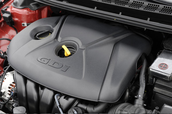 2014 Hyundai Elantra Sport sedan Engine