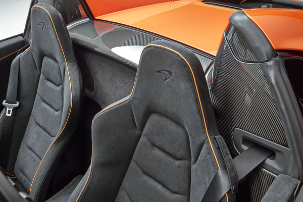 2015 McLaren 650S Spyder Interior