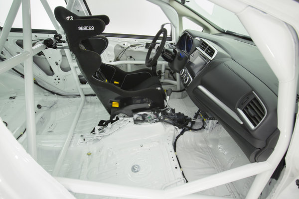 2014 Honda 2015 Fit HPD B-Spec Concept Race Car Interior