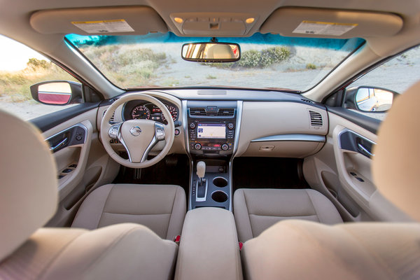 2015 Nissan Altima Interior