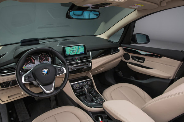 2015 BMW 2-Series Gran Tourer Interior