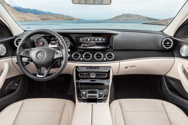 2017 Mercedes-Benz E-Class sedan Interior